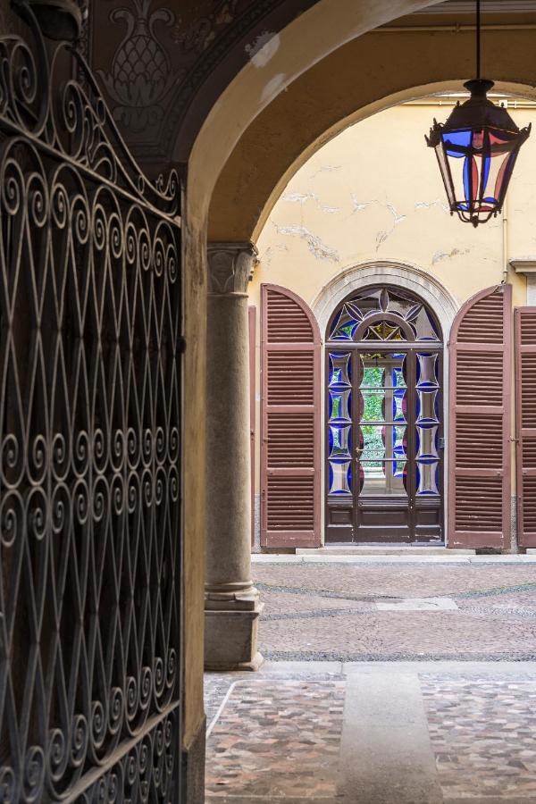 Palazzo Albricci Peregrini Hotel Como Exterior photo